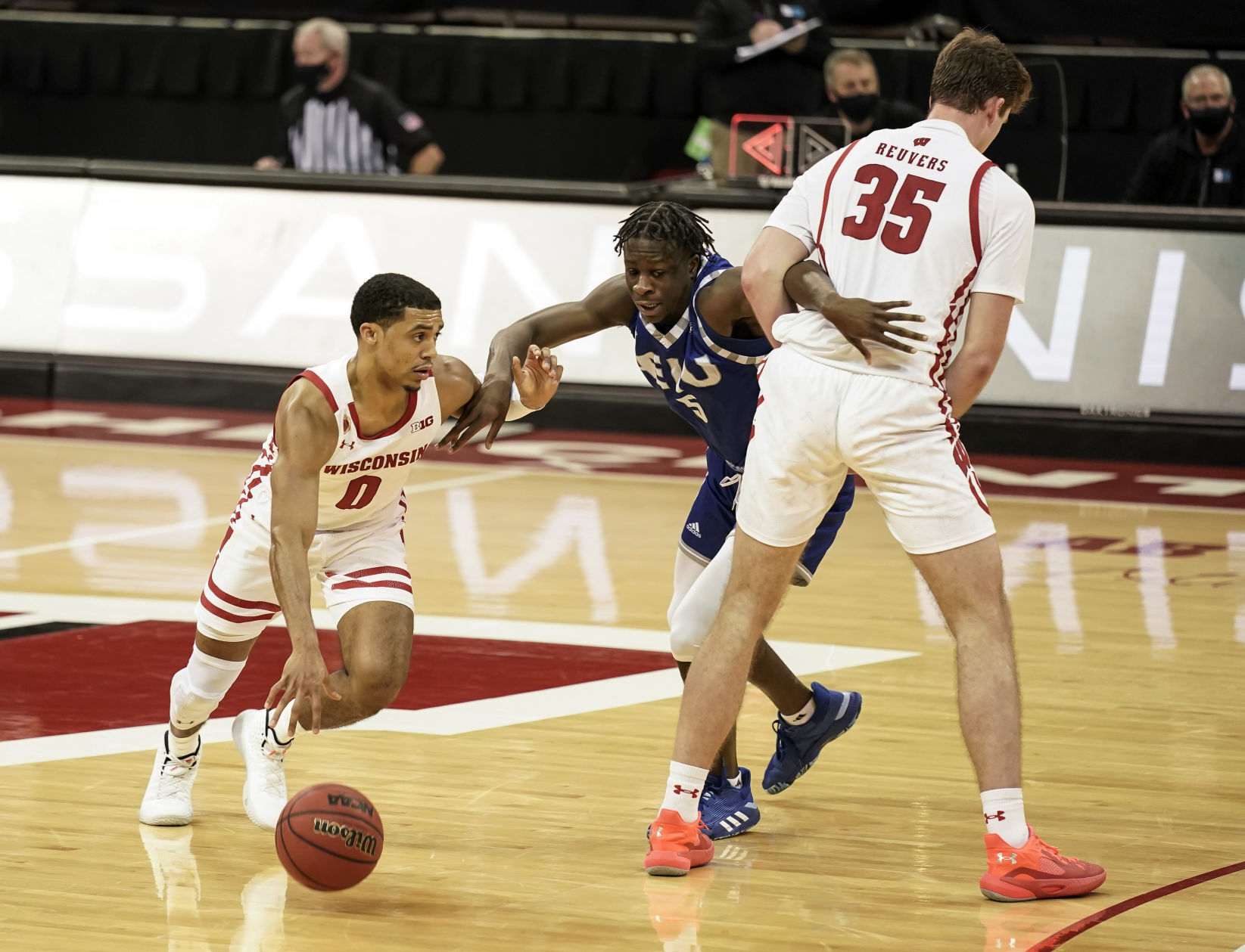Eastern Illinois Wisconsin Basketball